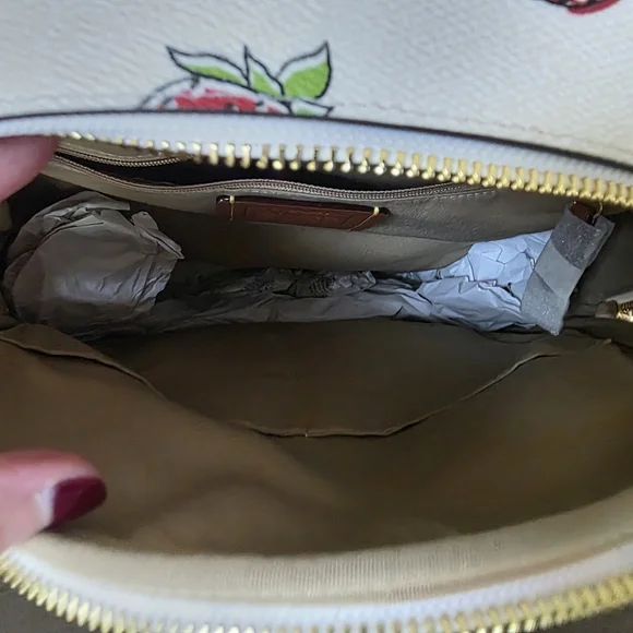 NWT Coach Court Backpack In Signature Canvas Strawberry Print - Picture 4 of 16